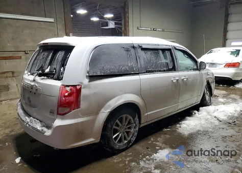 2019 Dodge Grand Caravan Sxt z USA, uszkodzony, nr VIN 2C4RDGCG9KR543207